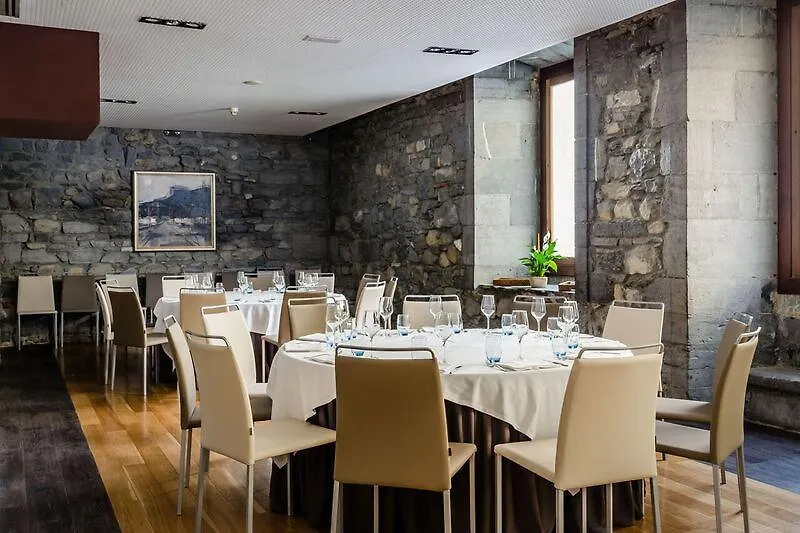 Hotel Iraipe Gorbea Auto Check-In Vitoria España