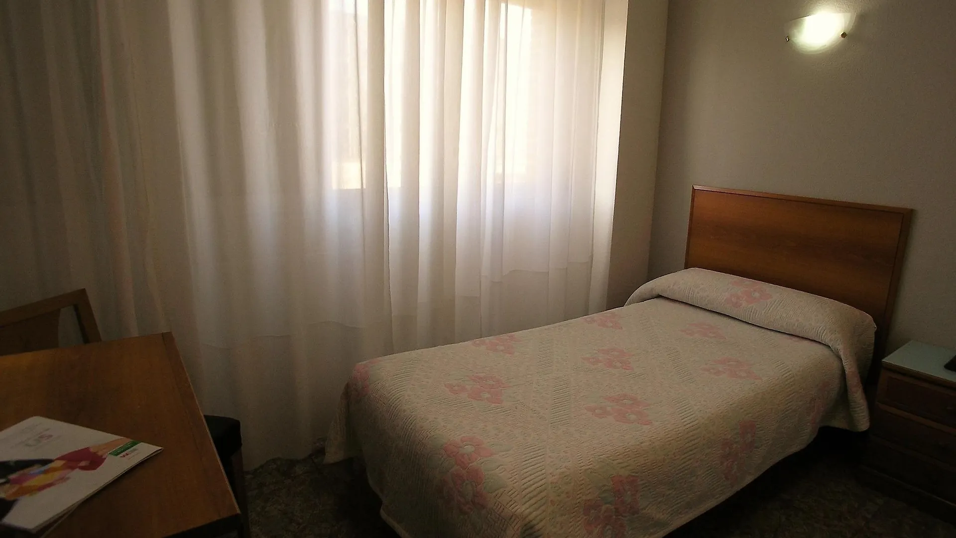 Iraipe Gorbea Auto Check-In Hotel Vitoria-Gasteiz Spain