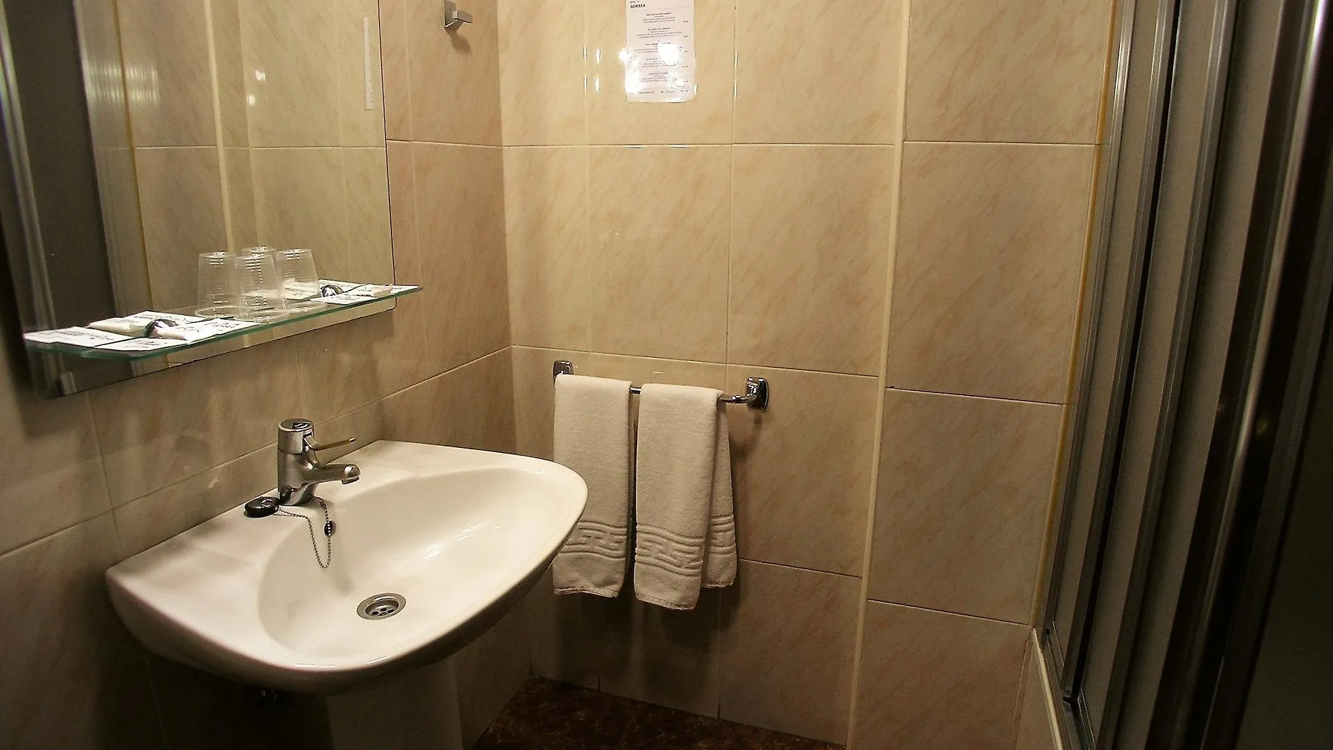 Iraipe Gorbea Auto Check-In Hotel Vitoria-Gasteiz