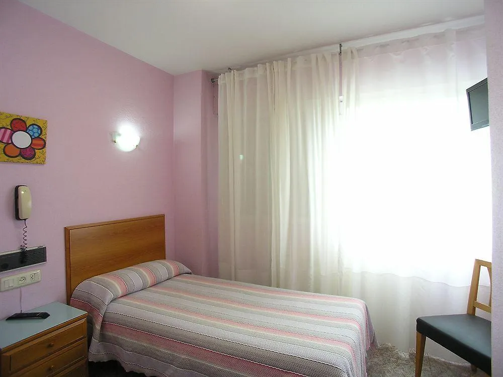 Iraipe Gorbea Auto Check-In Hotel Vitoria-Gasteiz 0*,