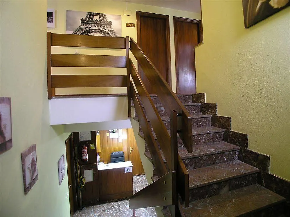 Iraipe Gorbea Auto Check-In Hotel Vitoria-Gasteiz